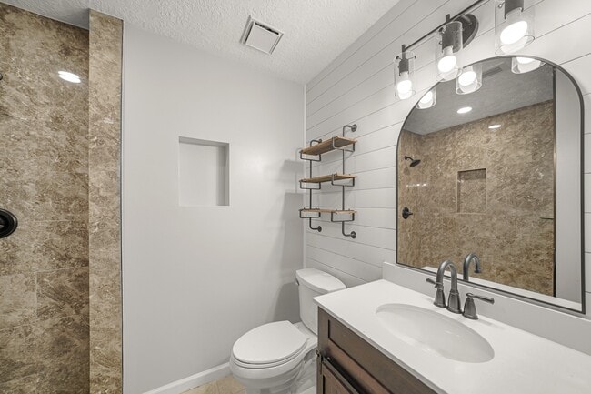 Photo - 8611 Spruce Mill Dr