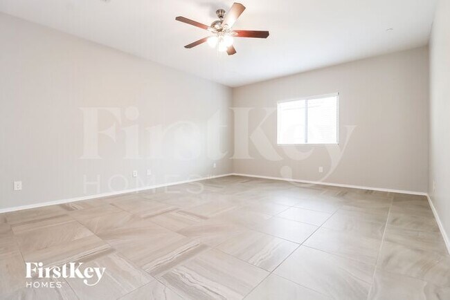 Photo - 21158 W Holly St