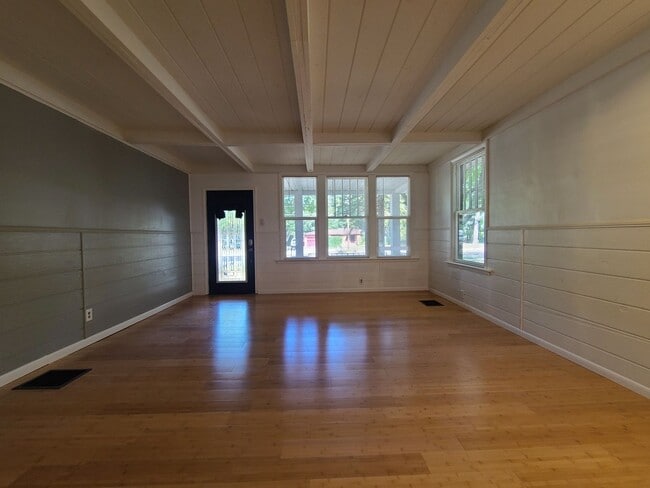 Photo - 460 W Napier Ave Unit Apt. 1