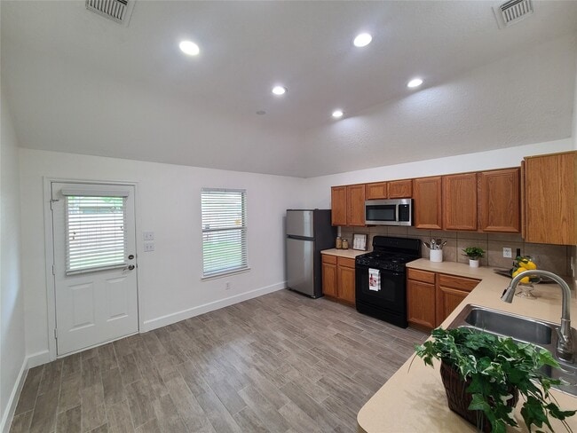 Photo - 2431 Morgan Ridge Ln