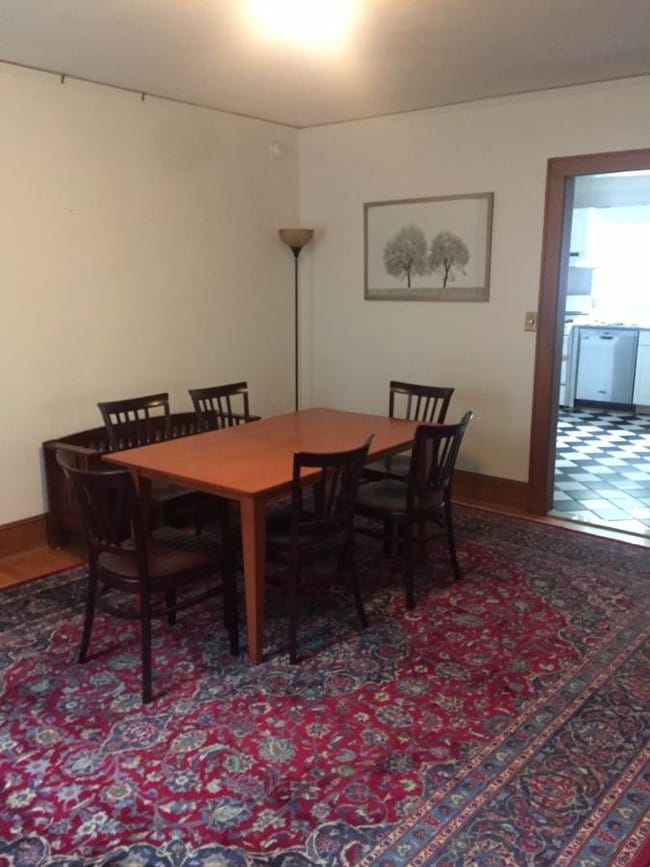 Photo - 204 Cornell St