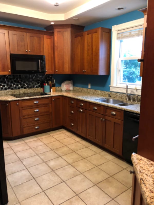 Photo - 124 E Front St