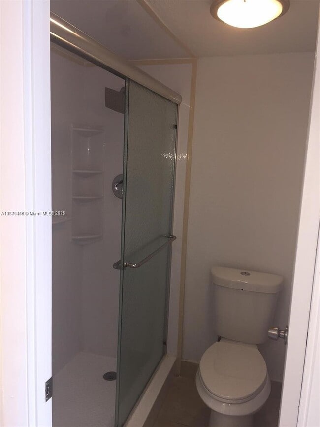 Photo - 2025 NE 164th St Unit 516