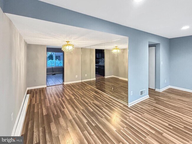 Photo - 19634 Club Lake Rd