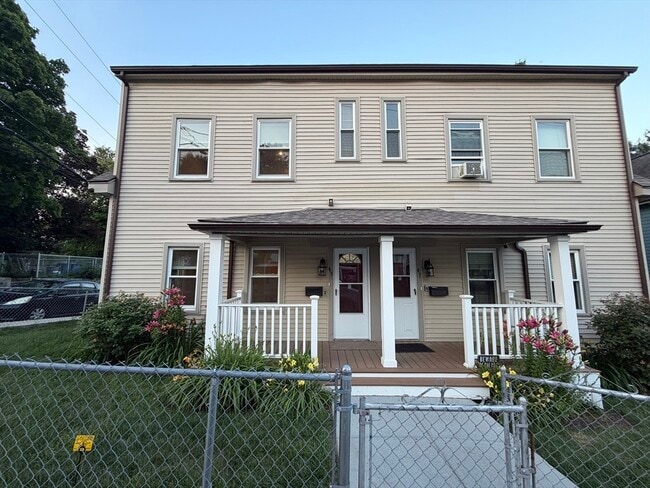 Building Photo - 47 Cedar St Unit 1