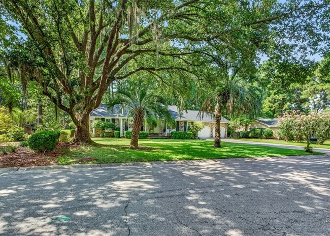 Photo - 1037 Law Ln