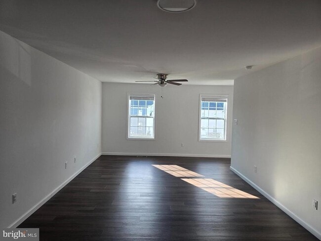 Photo - 14 Snowdrop Ct