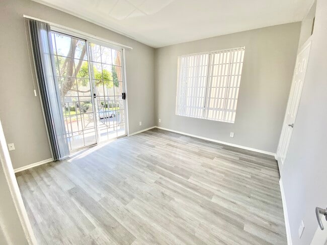 Photo - 3619 Cardiff Ave Unit 103