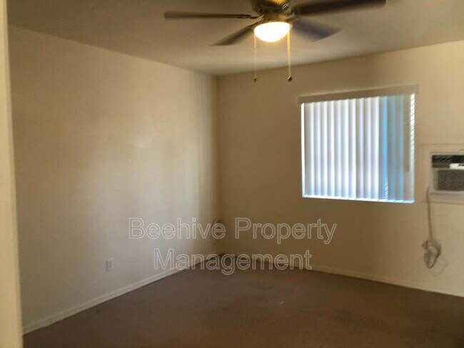 Photo - 1153 E Taylor St