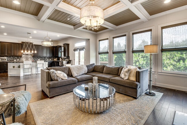 Building Photo - 6275 Bellmoore Park Ln