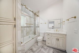 Photo - 2017 S Centinela Ave