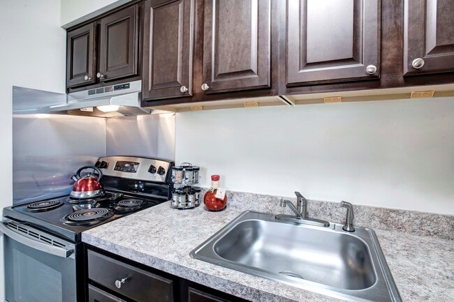 Photo - Silver Lake Manor