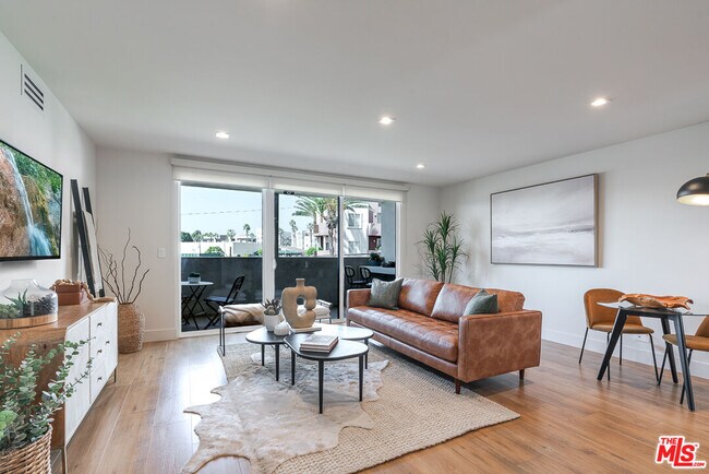 Photo - 12425 Texas Ave Unit 8