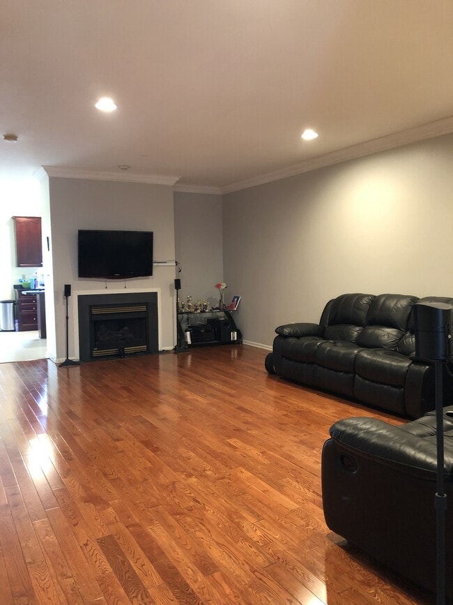 Photo - 40 Arbor Cir