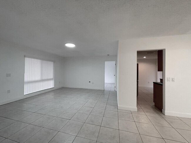 Photo - 11420 NW 35th St