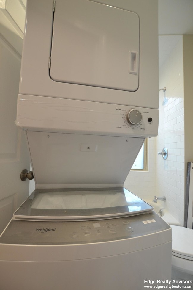 Photo - 58 Foster St Unit 2