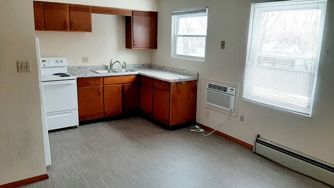 Photo - 1213 N Indiana St Unit 1A