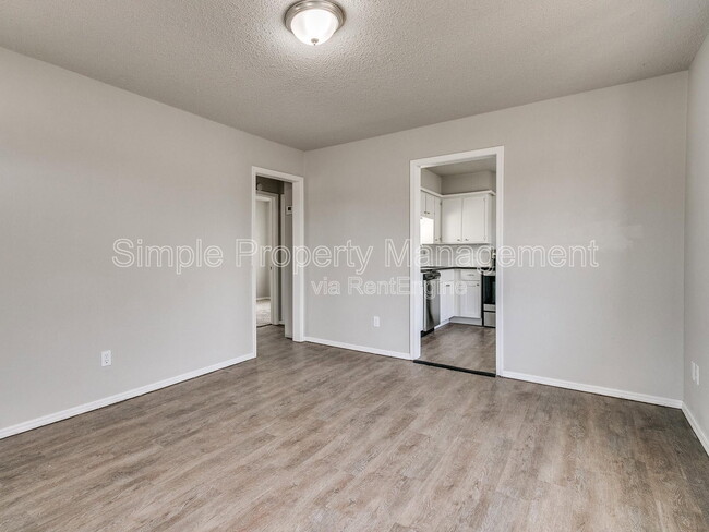 Photo - 4007 N Rockwell Ave