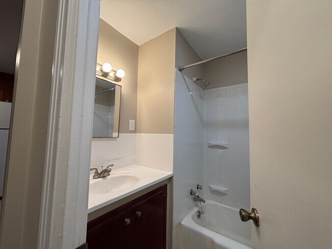 Photo - 170 Benton St Unidad HOUSE