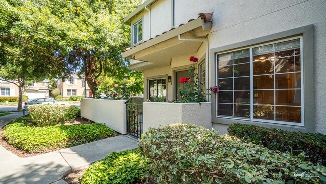 1171 Tea Rose Cir