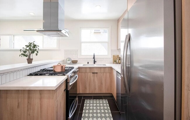 Designer unit in West Hollywood! - Designer unit in West Hollywood! Apartment Unit 205