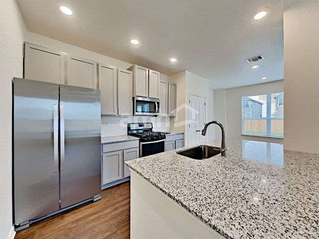 Photo - 2710 Meadowood Heights