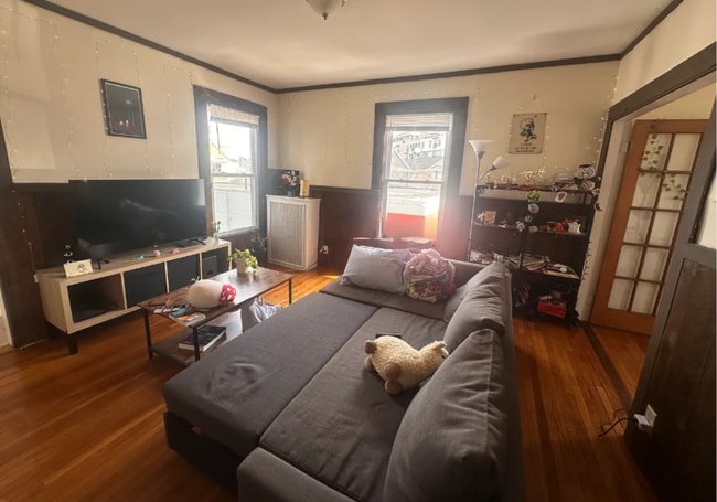 Photo - 543 Broadway Unidad 2