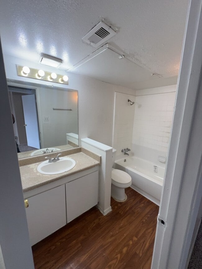 Photo - 6200 W Tidwell Rd Unit 2204