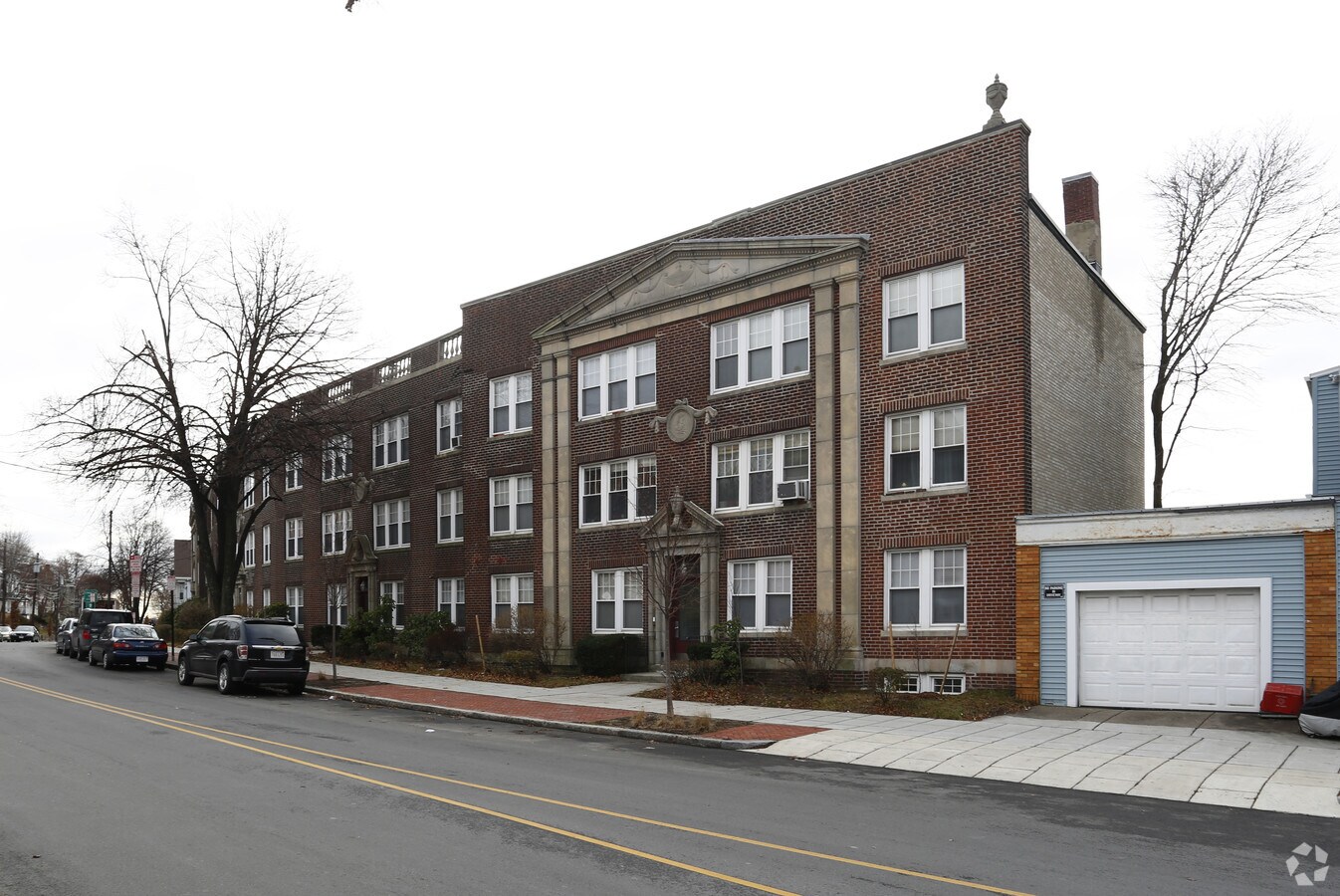 Harborview Apartments - Chelsea Harborview Apartments