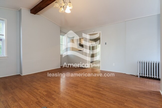 Photo - 411 Walter St