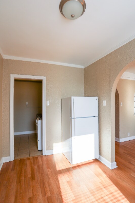 Photo - 1061 Rosemont Unit 315