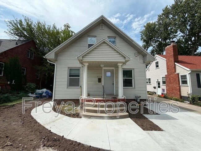 Building Photo - 3112 York St