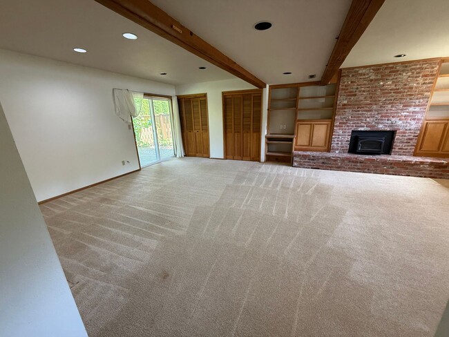 Photo - 3 Bedroom 2.5 Bath