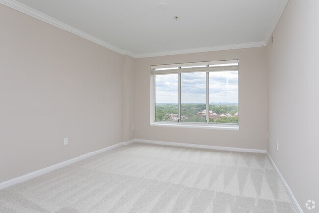 1BR, 1BA - 780 SF - The Grand