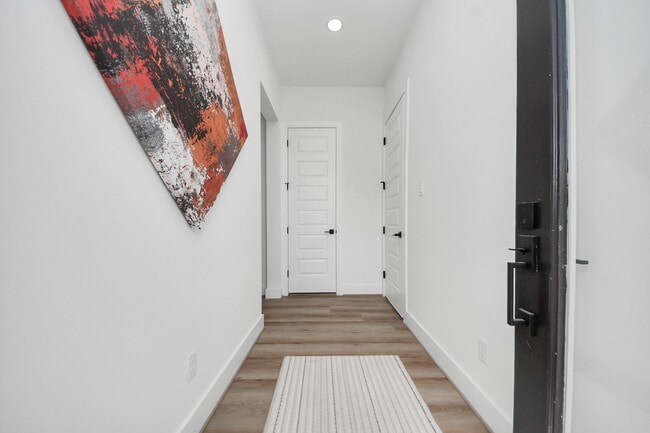 Photo - 3118 Wentworth St