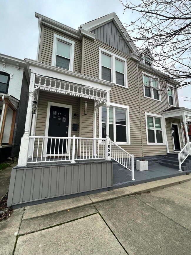 Photo - 1085 E Long St