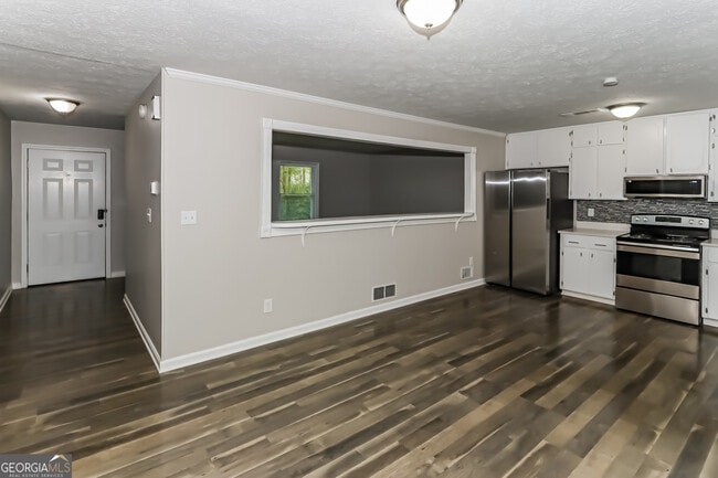 Photo - 6702 Londonderry Dr