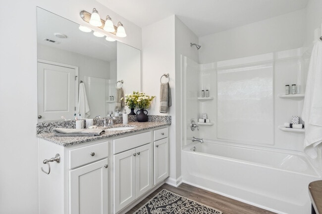 Grand Lagoon-9 - Covey Homes Grand Lagoon