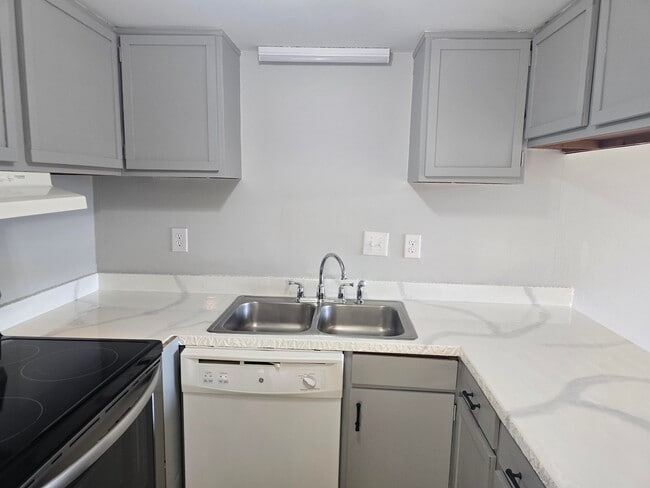 Photo - 308 Miracle Strip Pkwy SW Unit 27 C