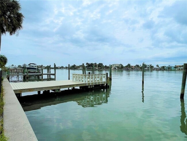 Photo - 17045 Dolphin Dr