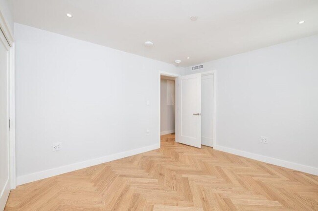 Photo - 12 Commonwealth Ave Unit 605