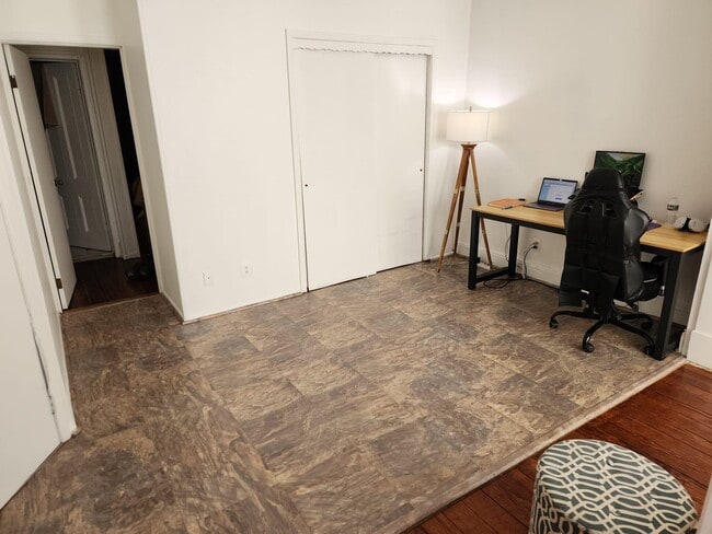 Photo - 337 Pavonia Ave Unit 2