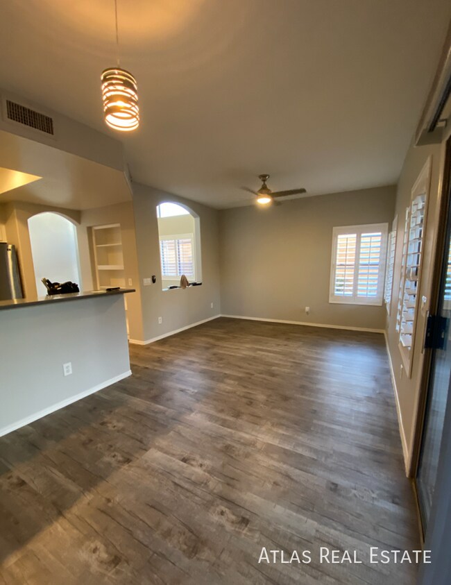 Photo - 2040 N 106th Ave