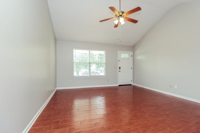 Photo - 506 Gammon Ln