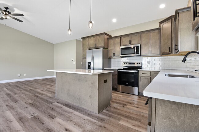 Photo - 1608 Delane Dr