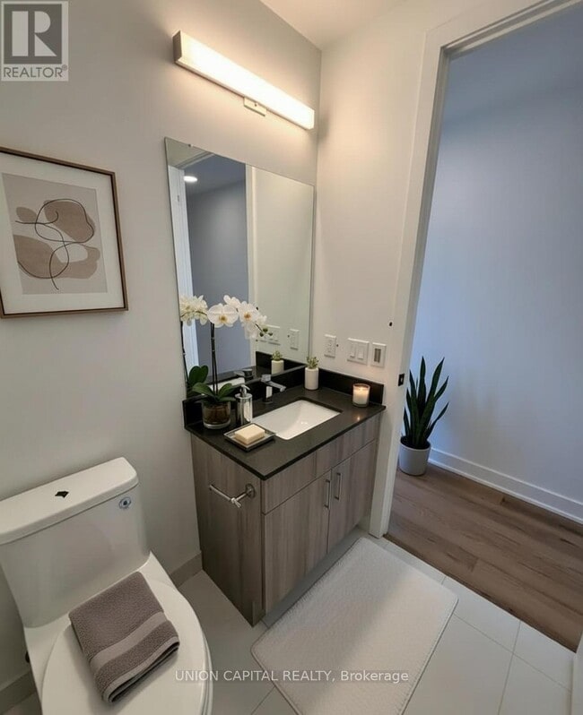 Photo - 758 Dovercourt Rd Unité 406