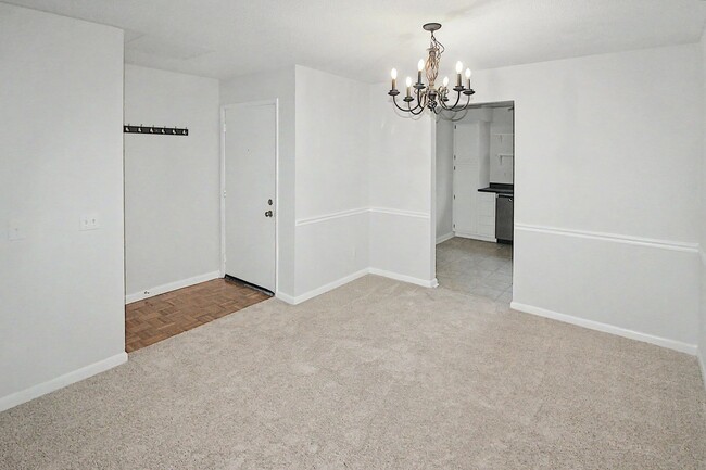 3200 Heathstead Place Unit G