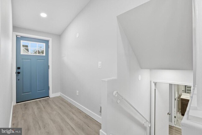 Photo - 6616 Beverly Ave