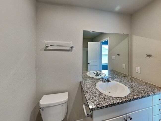 Photo - 10618 Varmus Dr