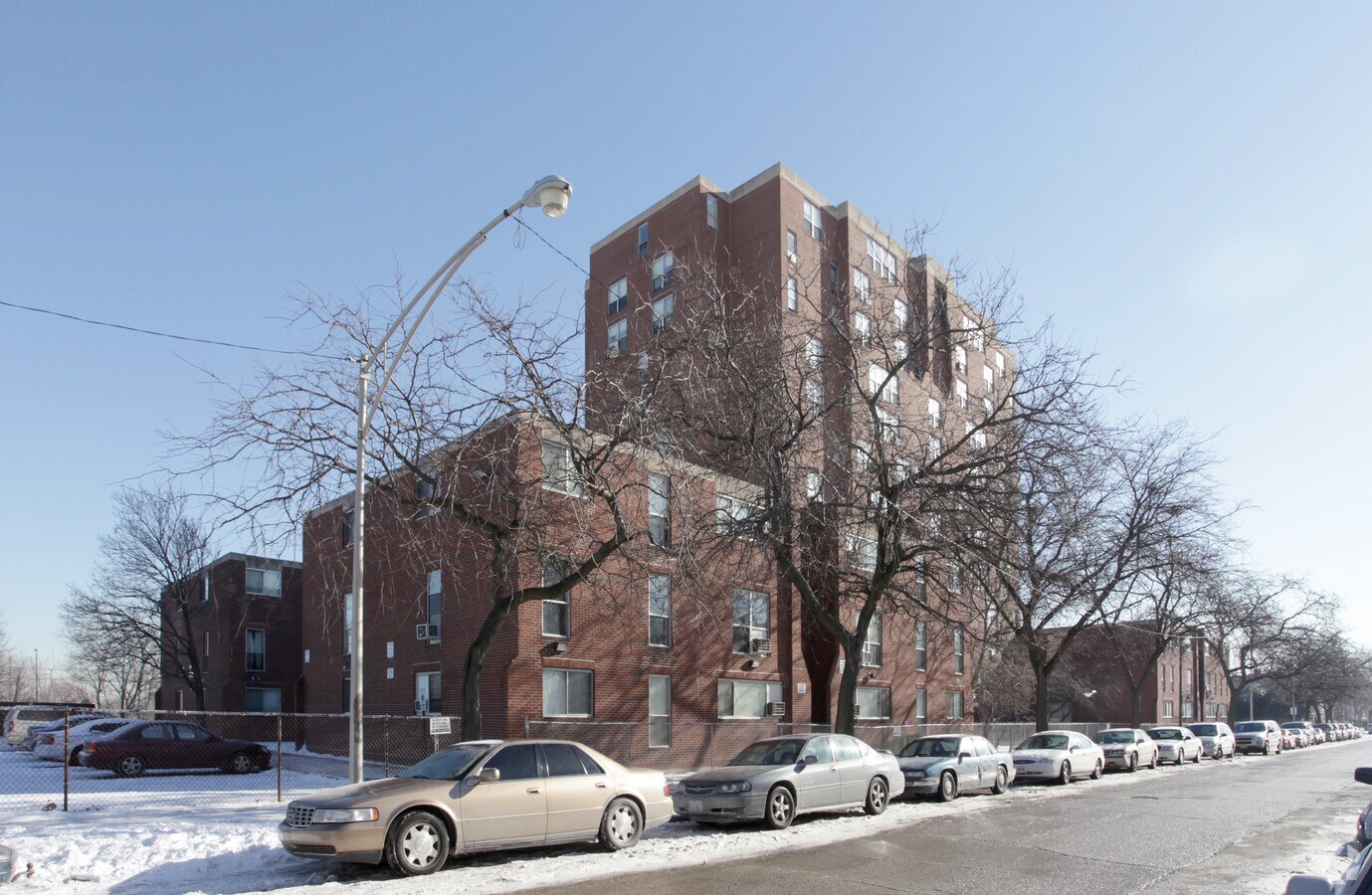 Lake Park Manor - Lake Park Manor